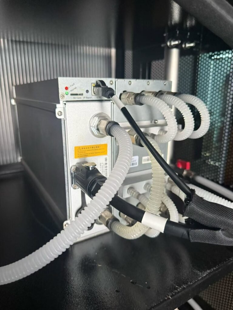 Bitmain Antminer S21 Hyd 335 TH/s Hydro-Cooled ASIC Miner