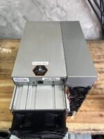 Bitmain Antminer S21 200 TH/s Bitcoin ASIC Miner - Image 3